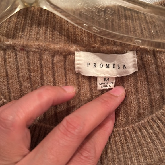 Promesa Sweatshirt - Picture 5 of 6